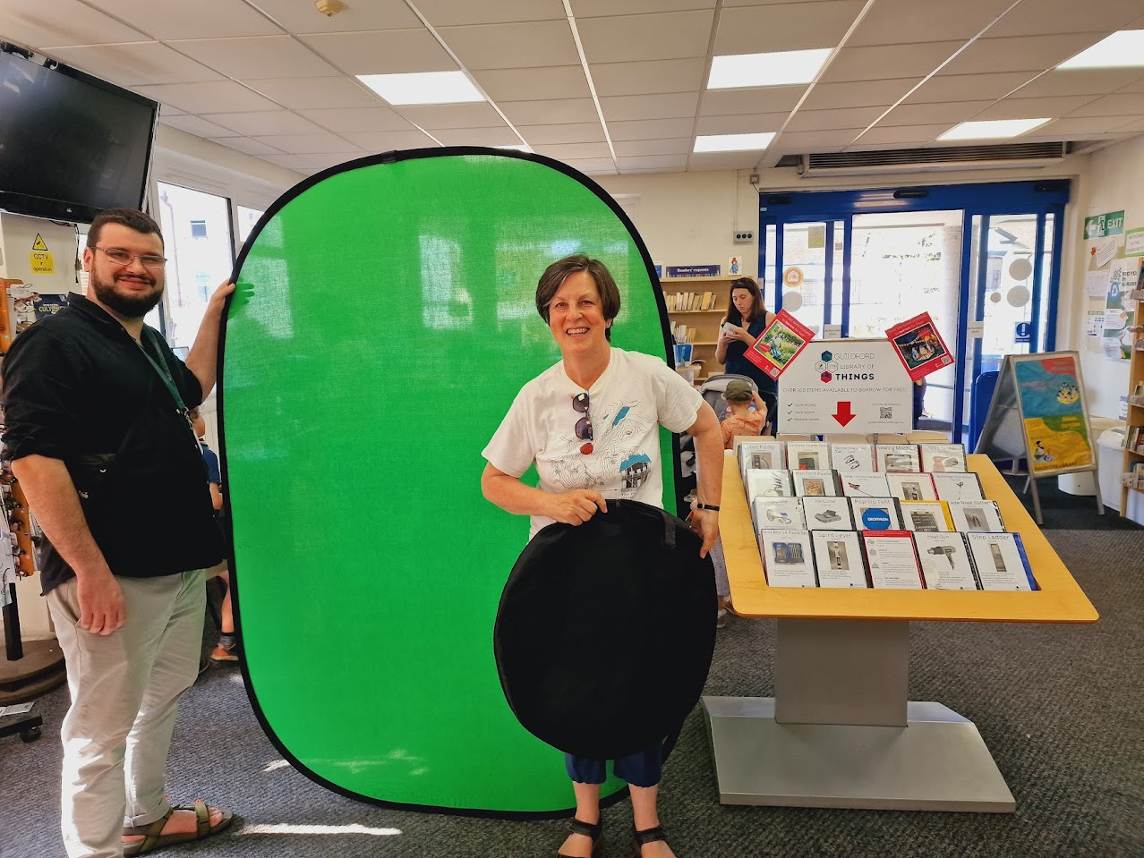 Tom and Fiona setting up the green screen